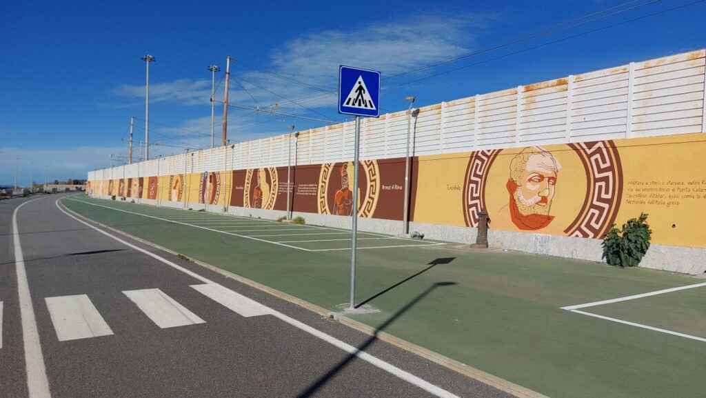 Parcheggi davanti al Parco Lineare Sud