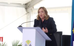 giorgia meloni gioia tauro
