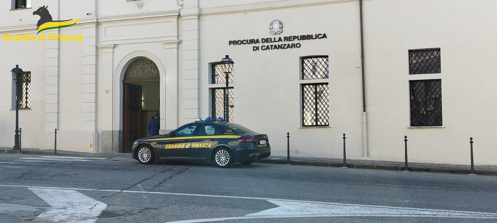 guardia di finanza catanzaro