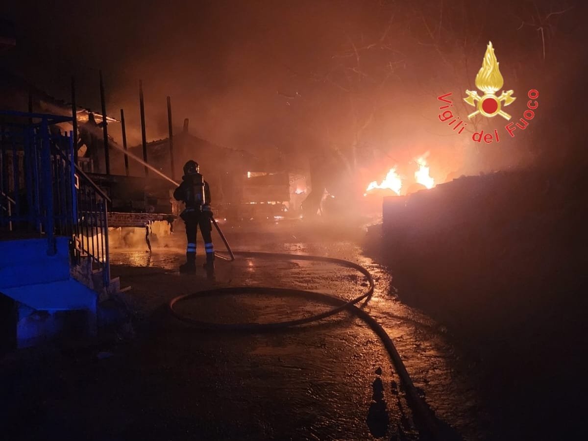 incendio San Benedetto Ullano
