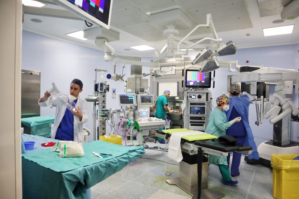 robot da vinci gom reggio calabria