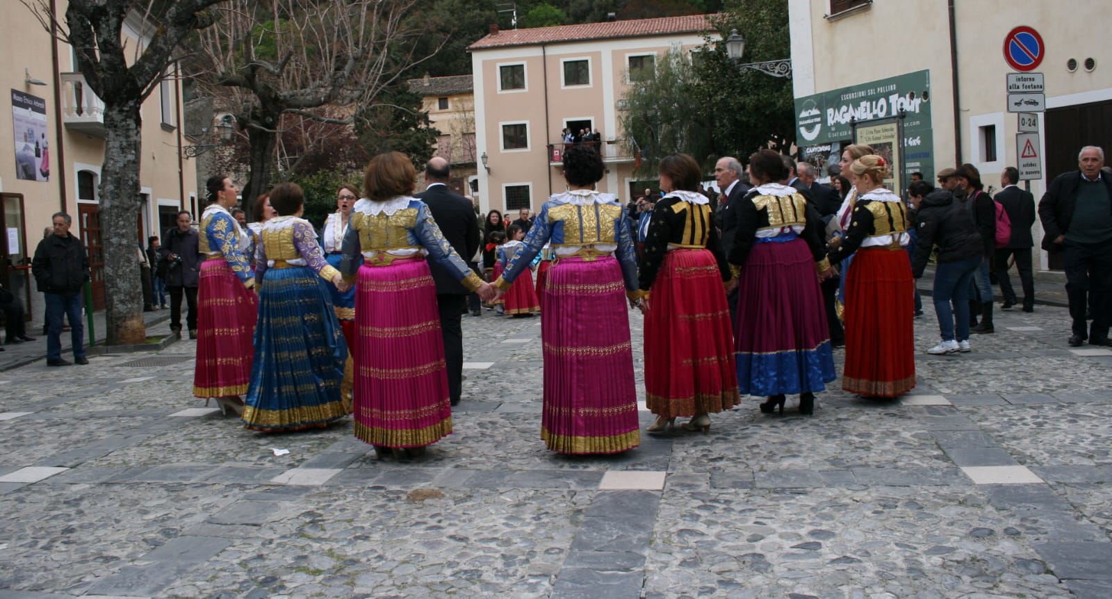 Civita foto Vallye