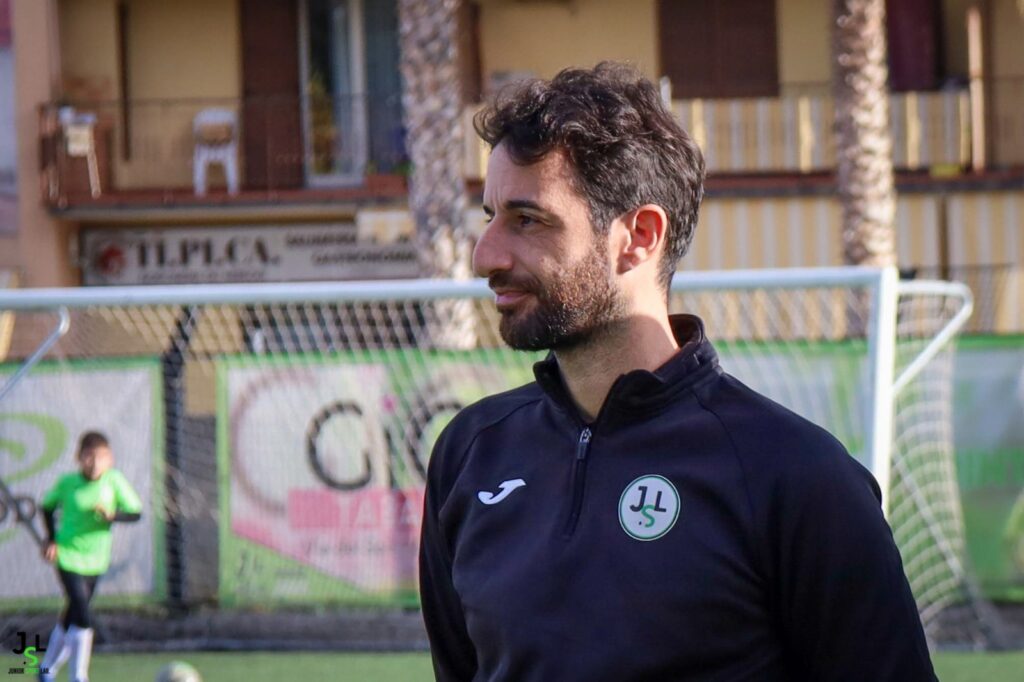 Il tecnico Matteo Aquilia (JUNIOR SPORT LAB)
