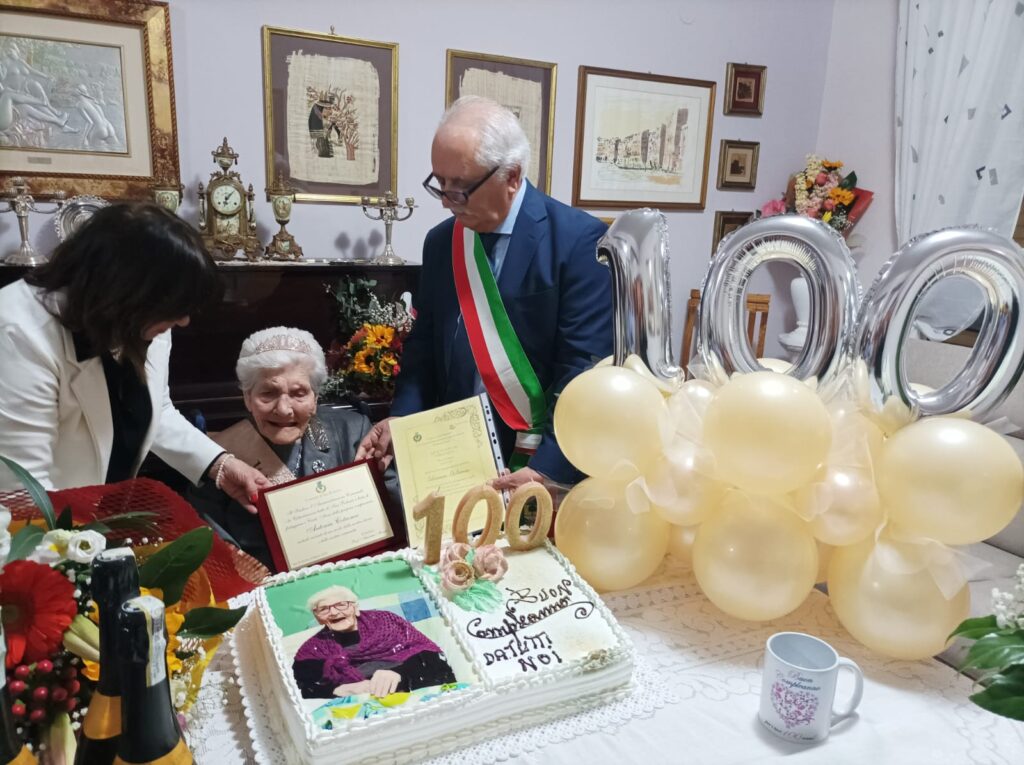 La centenaria Antonia Controneo da San Roberto