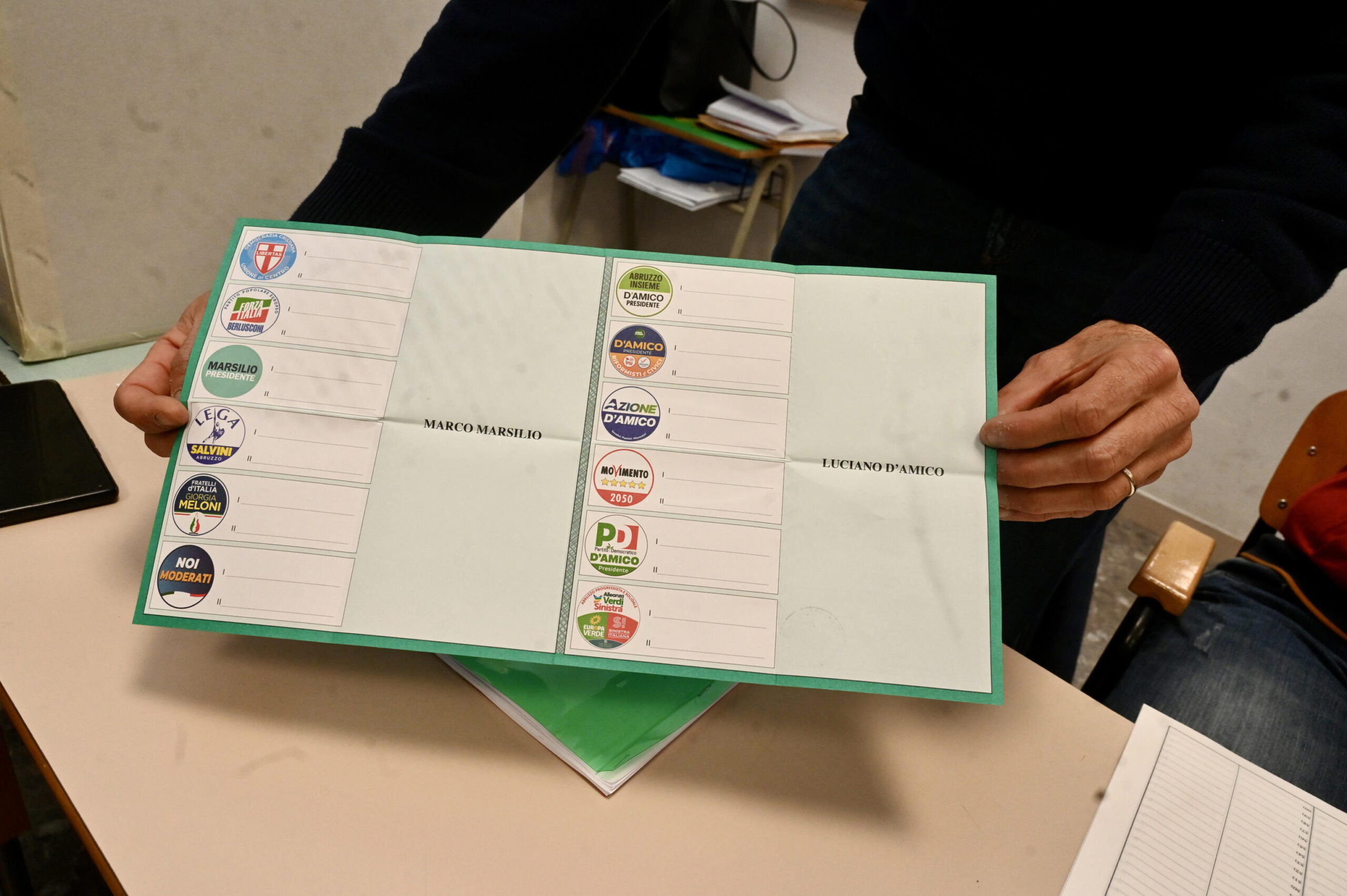 Urne aperte in Abruzzo alle 7.00, si vota fino alle 23.00