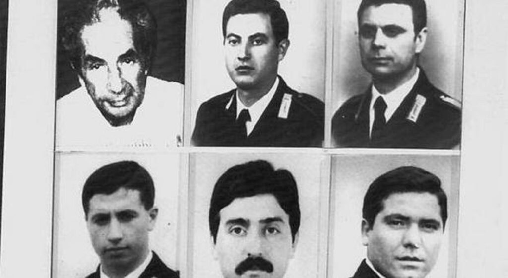 Strage via Fani foto