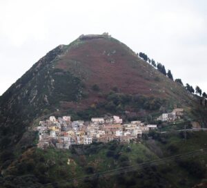 TRIPI BORGO 3 AUTOR