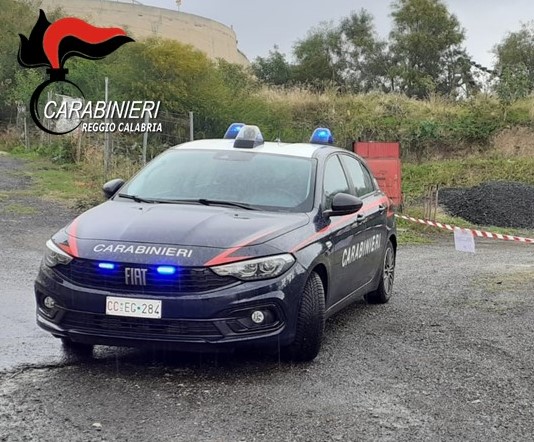 carabinieri reggio calabria arresto rifiuti speciali