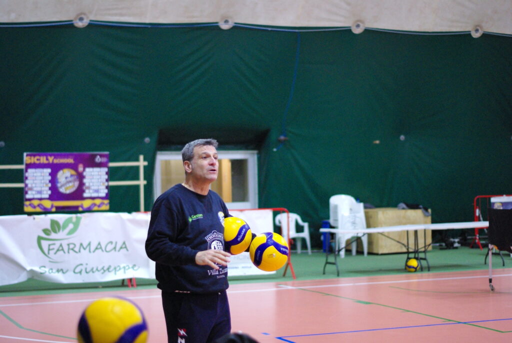coach tino santacaterina sicily bvs villafranca durante allenamento