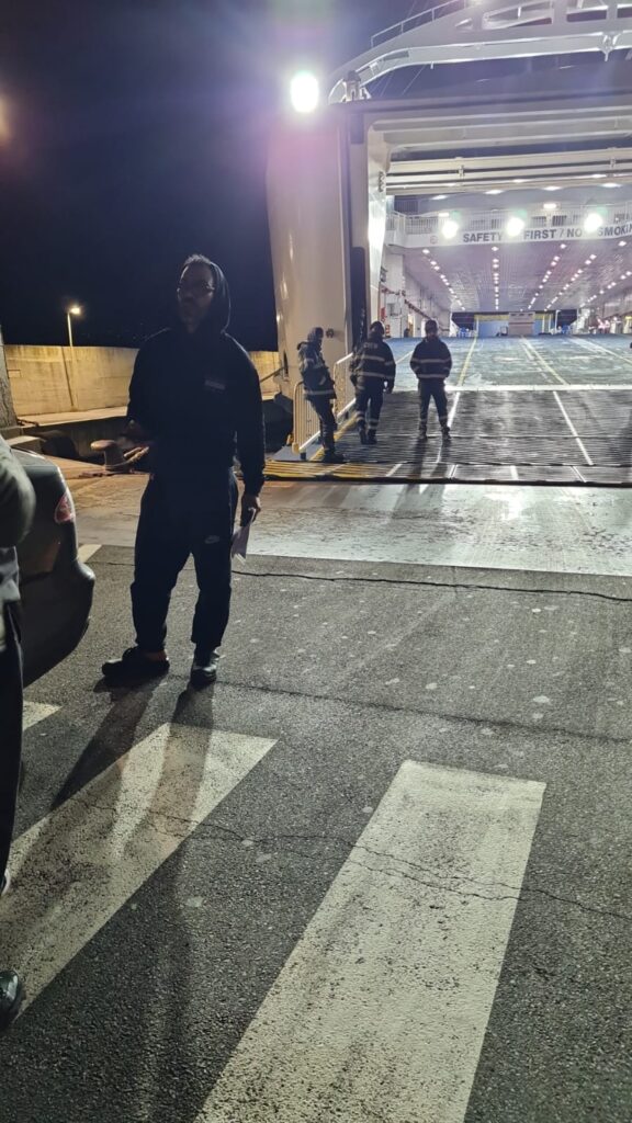 incidente traghetti villa