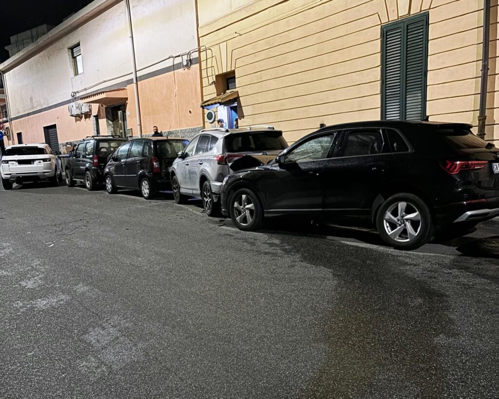 incidente via reggio campi