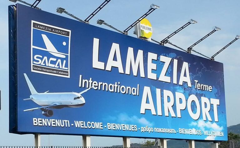 De Biase (FI): “per aeroporto di Lamezia investiti 120 milioni, Pd miope”