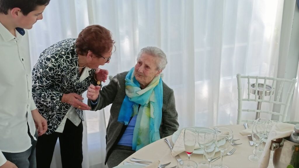 Festa 100 anni Nonna Caterina Viglianisi