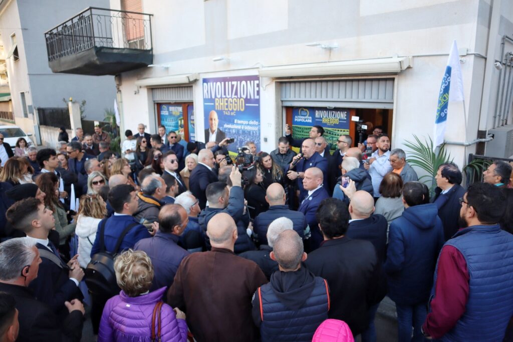 Inaugurazione sede Rivoluzione Rheggio
