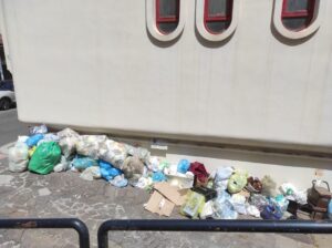 Mastelli Reggio Calabria mancata raccolta rifiuti Ecologia Oggi