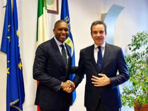 Occhiuto e West