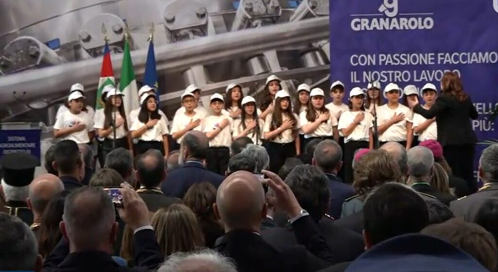 coro di lauropoli mattarella