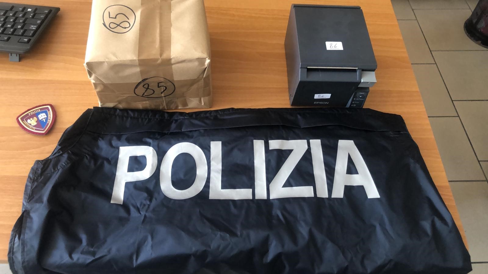 sequestro sala giochi polizia crotone