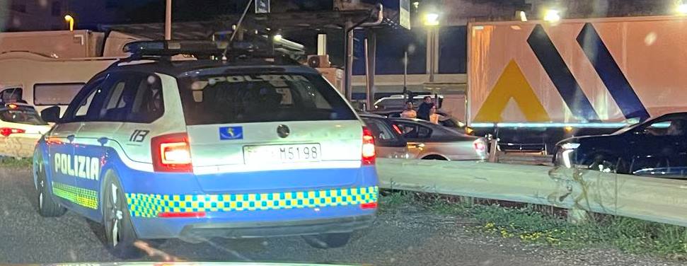 traghetto stretto di messina file