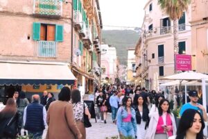 turisti a tropea