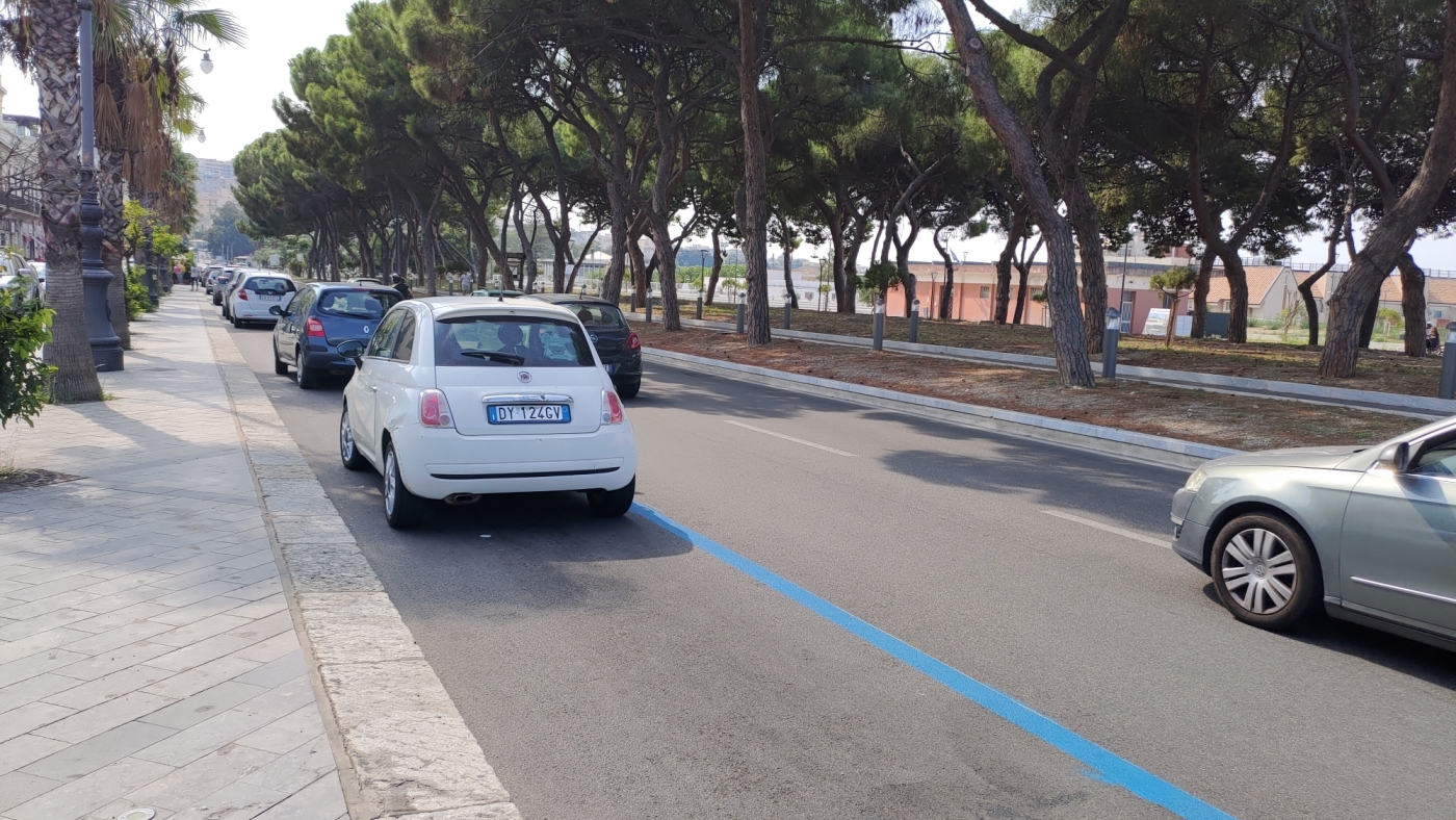 viale zerbi parcheggi