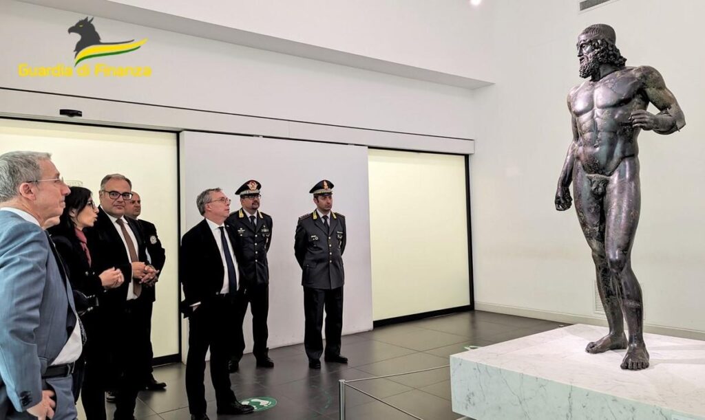 Ambasciatore britannico Italia San Marino Lord Edward Llewelly visita Calabria (4)