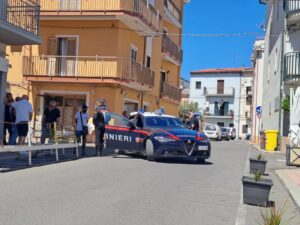 Carabinieri a Schiavonea