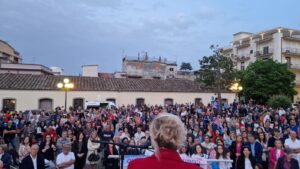 Comizio russo gioia tauro (2)