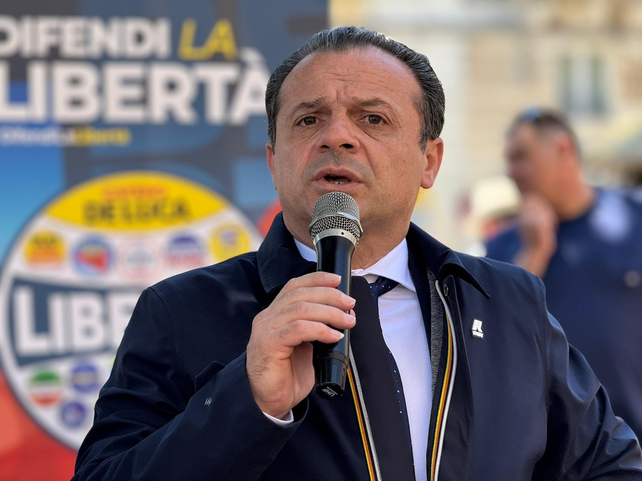 De Luca (2)