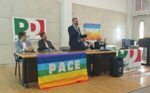 Decaro a Co-Ro