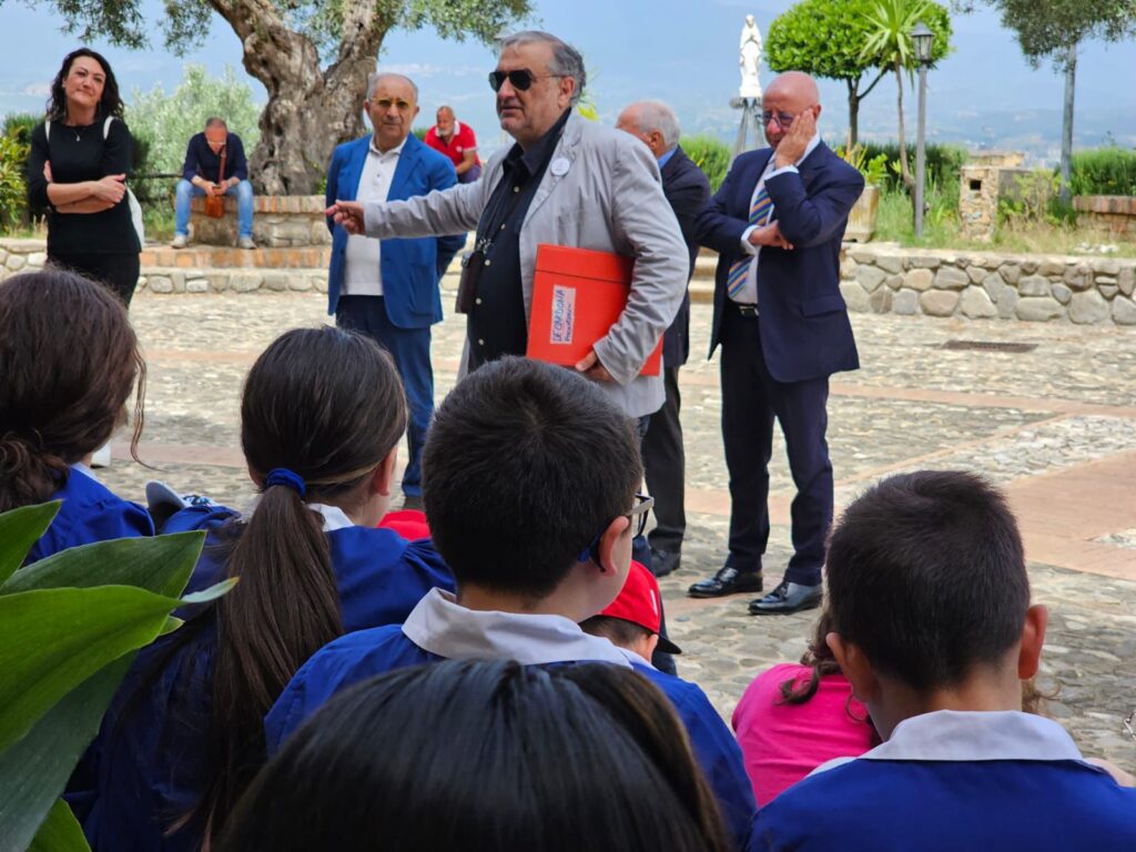 Don Carlo Cardona