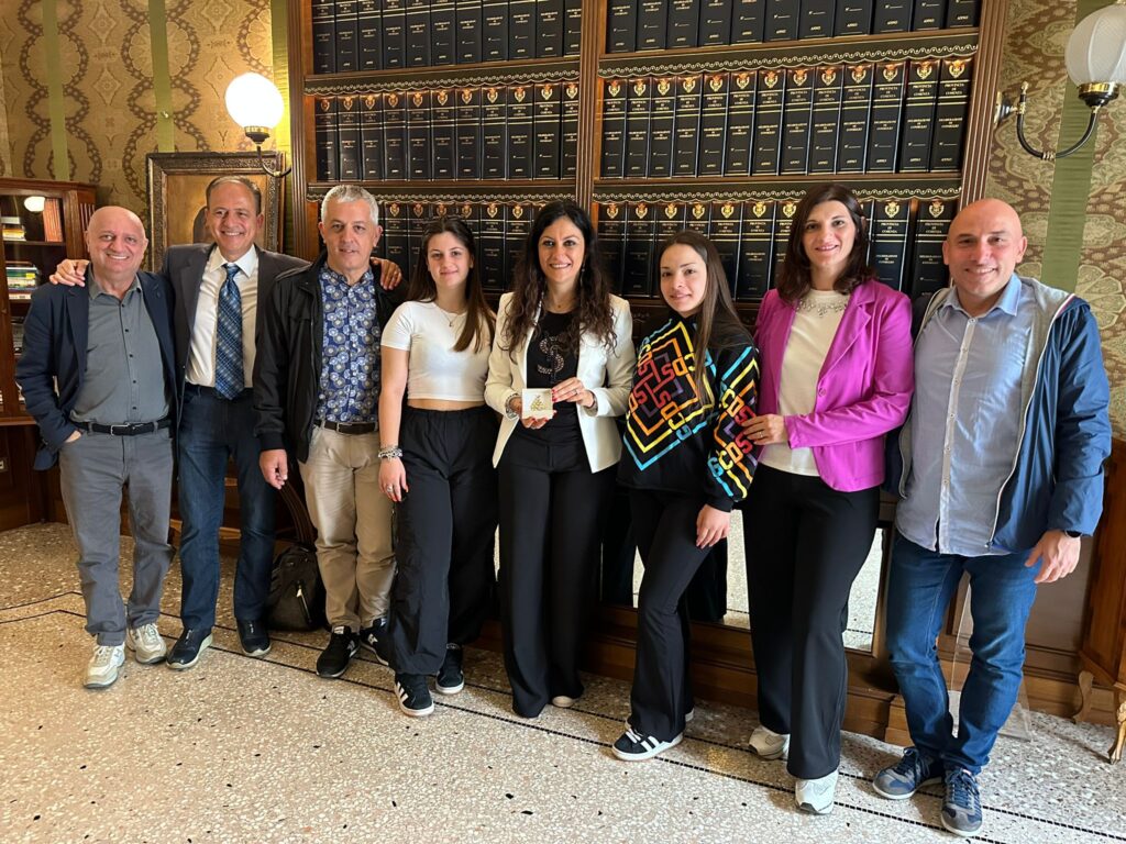 Incontro Succurro_studenti-Istituto Marconi per Orafi-3