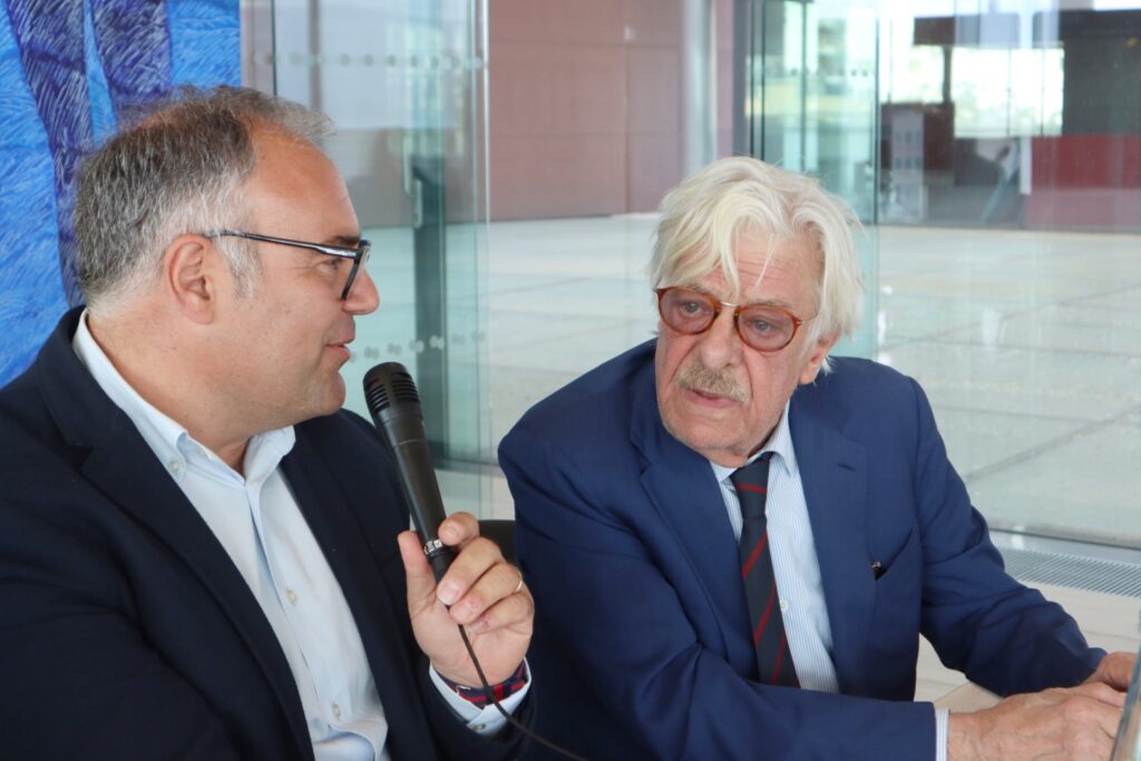 L'attore Giannini visita i Bronzi di Riace