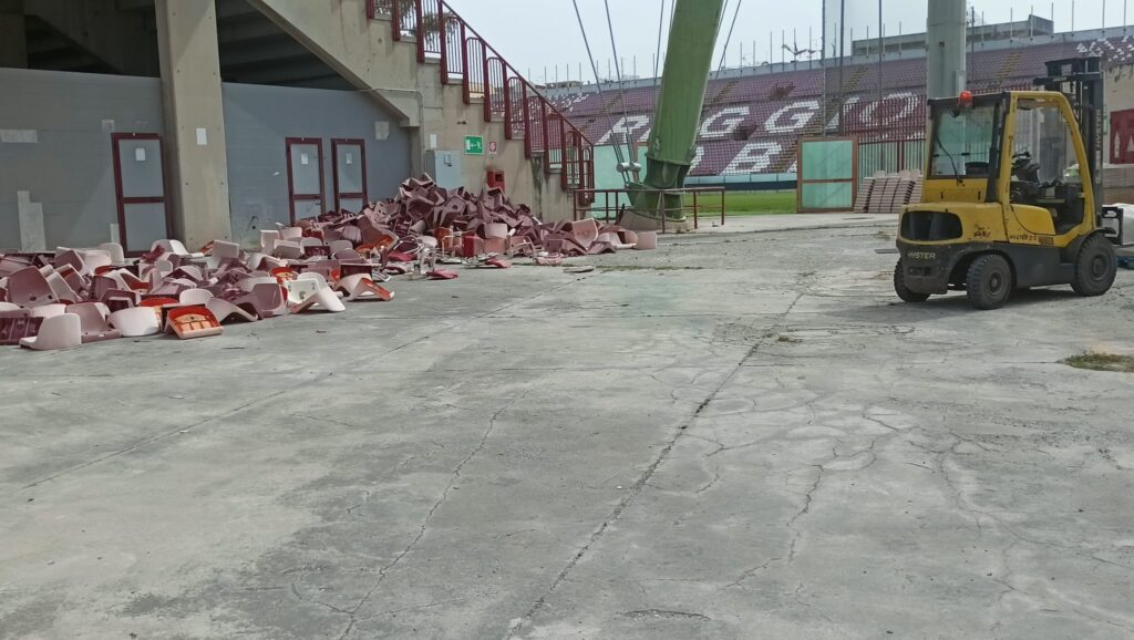 Lavori stadio Granillo