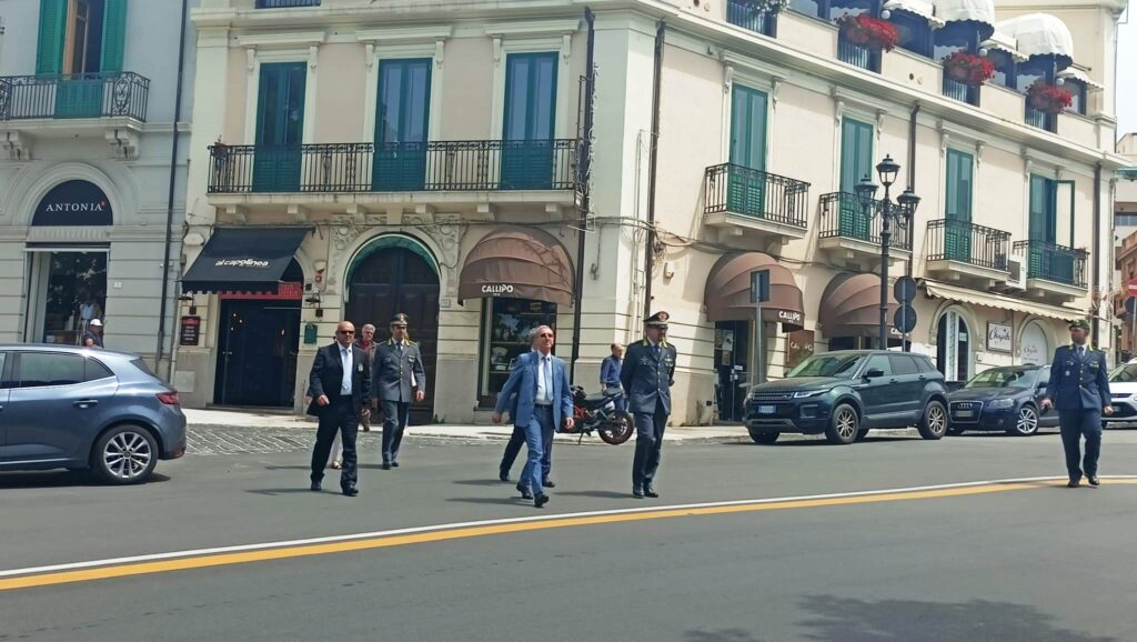 Visita ambasciatore inglese da Gelateria Cesare