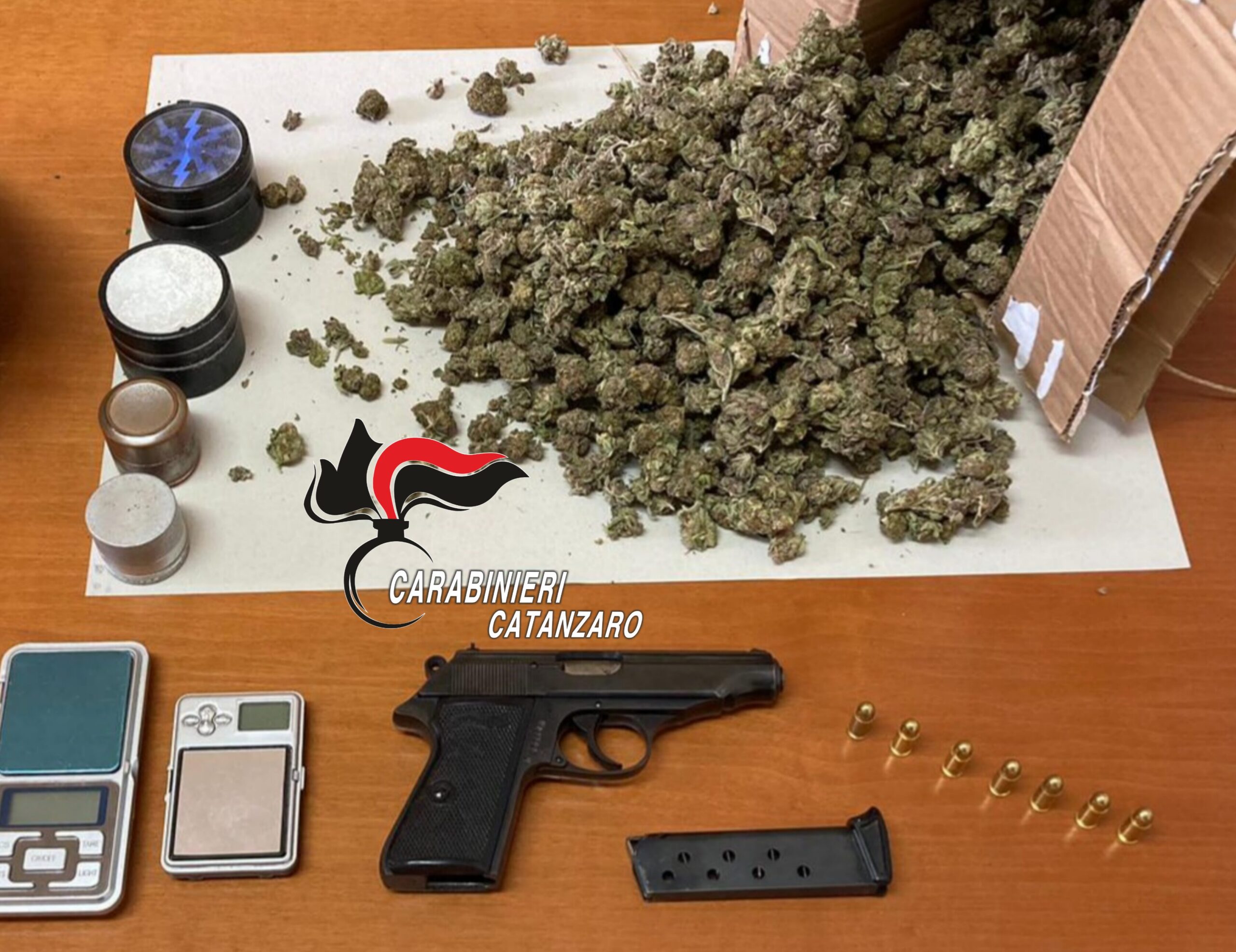 arresto carabinieri maida DROGA