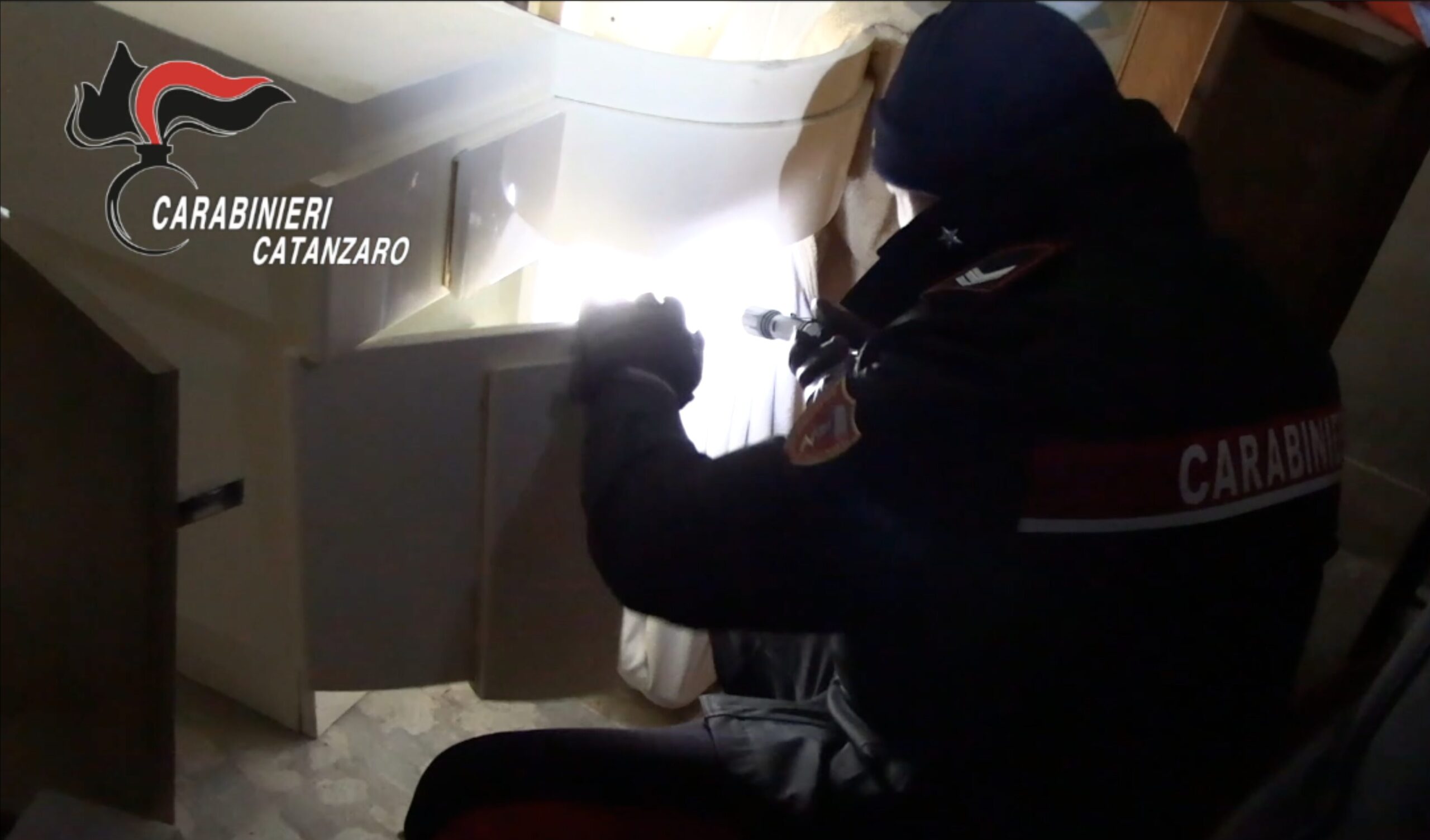 arresto carabinieri maida (2)