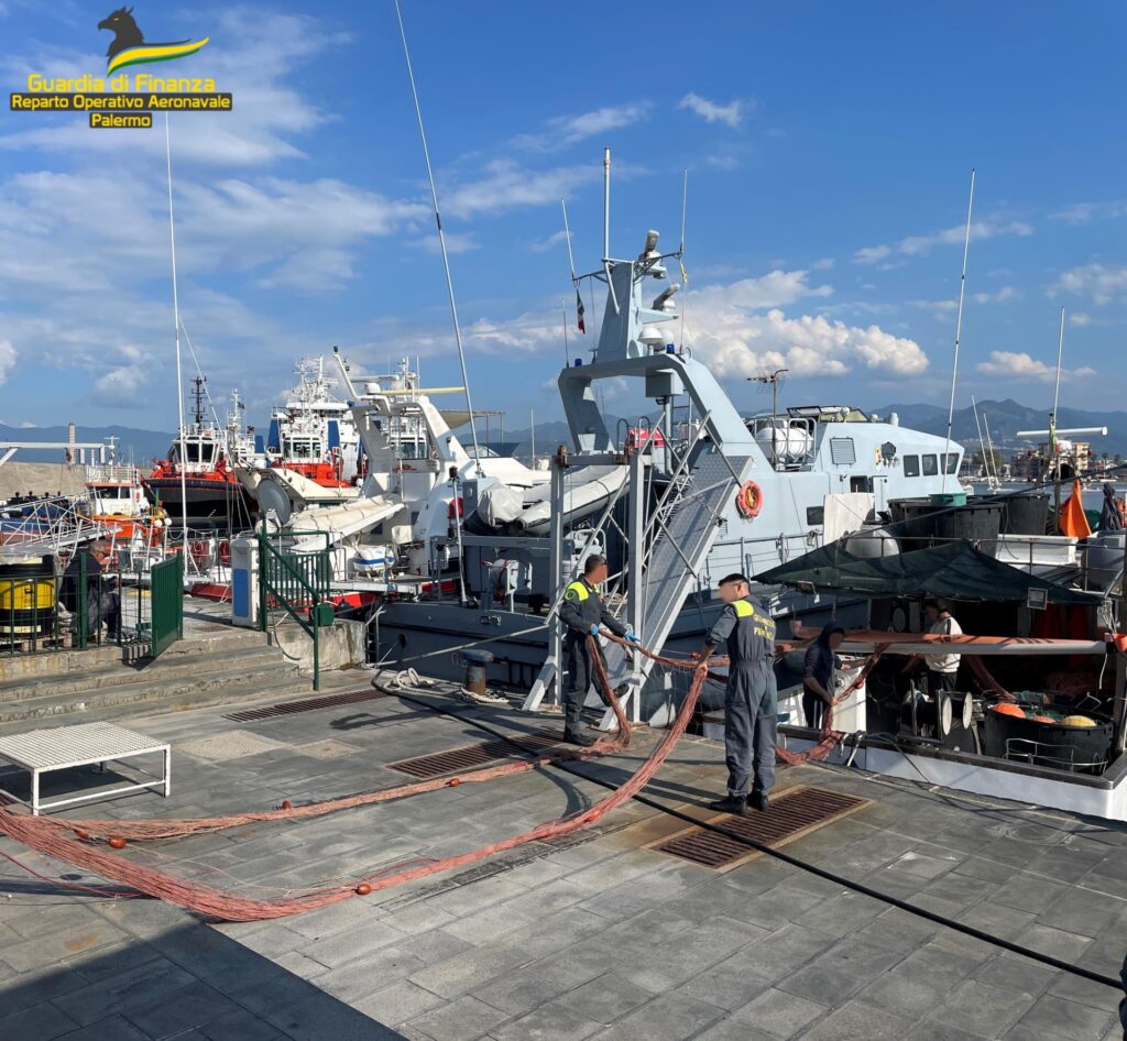 guardia di finanza palermo pesca di frodo