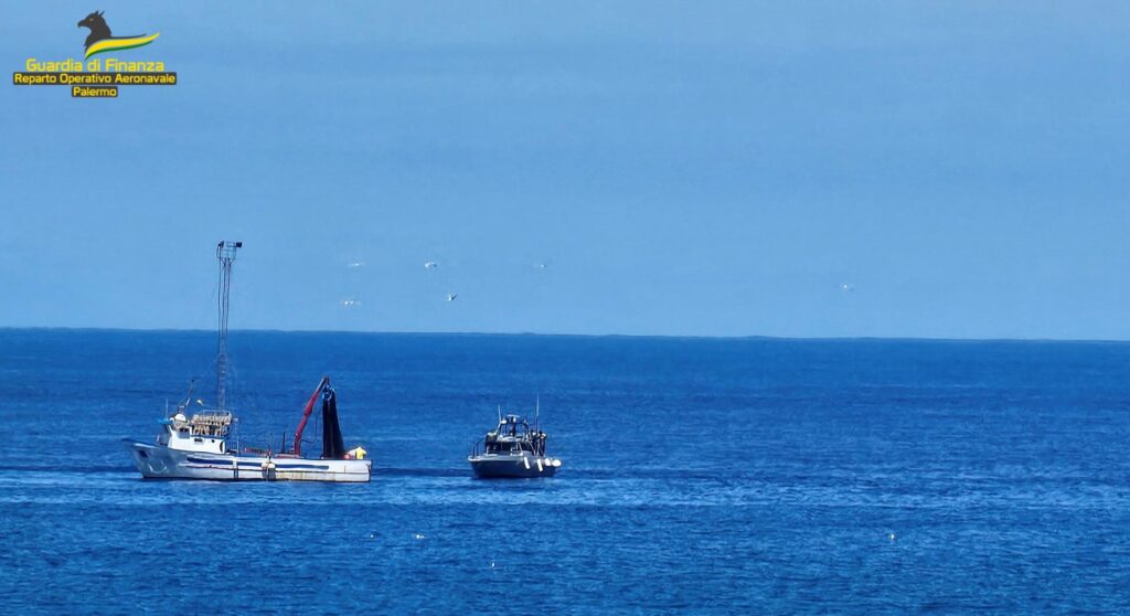 guardia di finanza palermo pesca di frodo