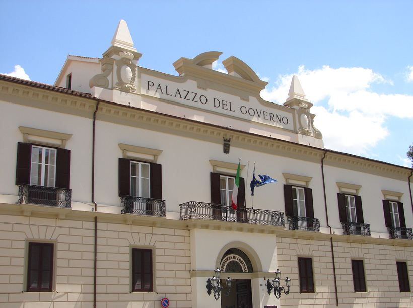 palazzo provincia di cosenza