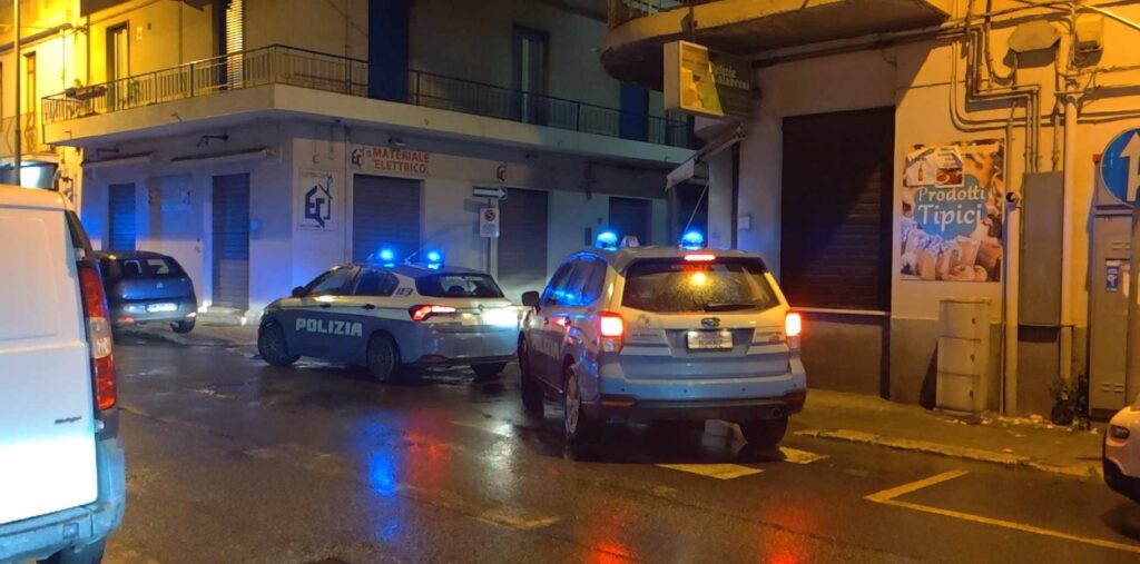 polizia notte reggio calabria