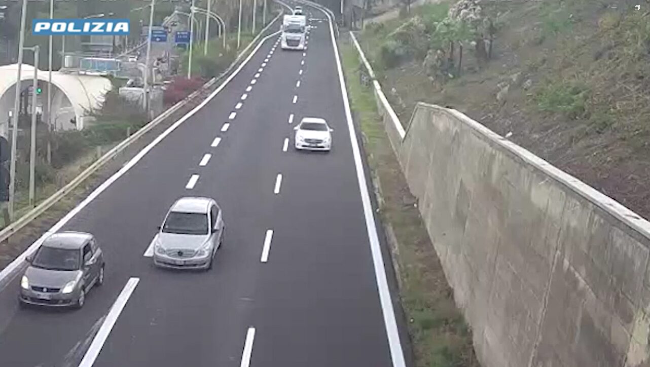 polizia video autostrada
