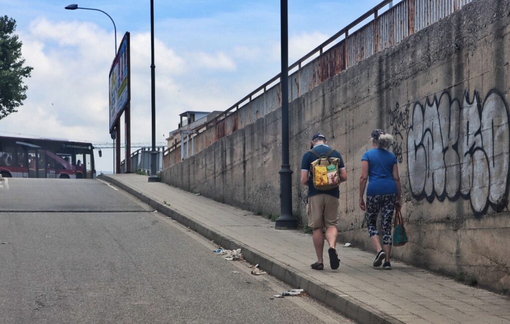 turisti tempietto parco lineare sud reggio calabria