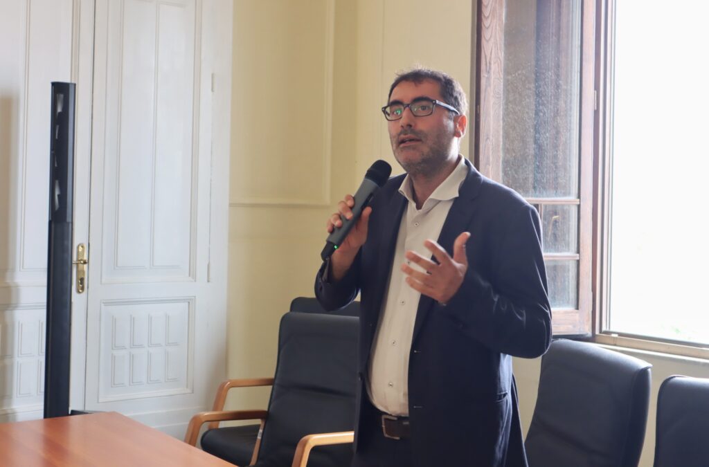 Donazione libri palazzo Zani