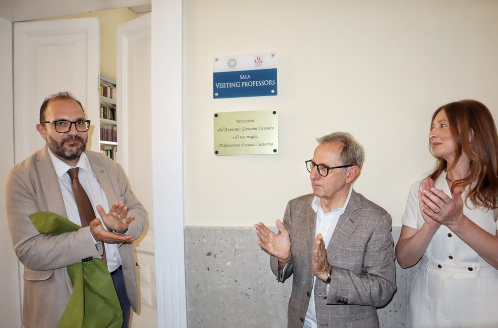 Donazione libri palazzo Zani