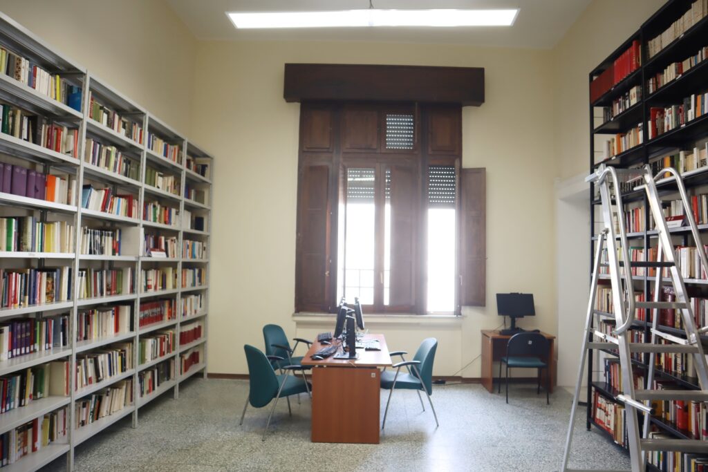 Donazione libri palazzo Zani