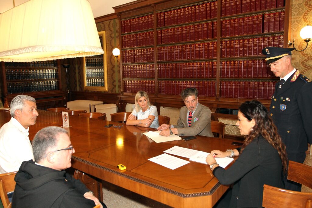 Firma convenzione_SUA_Frati Paola
