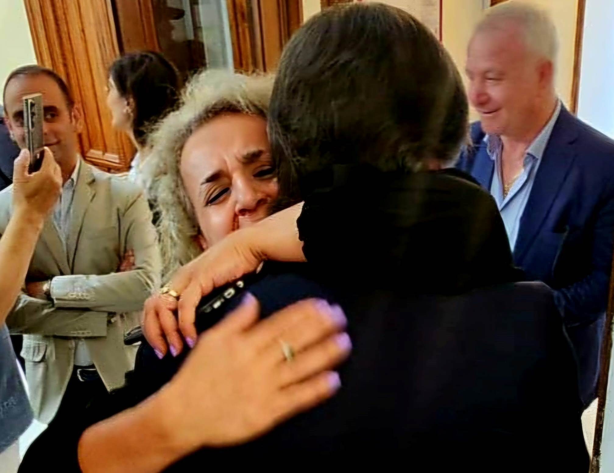 Signora Anna e abbraccio a Falcomatà