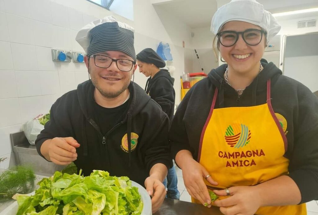 Tutti al lavoro