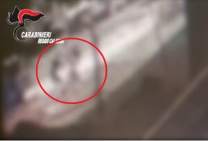 carabinieri reggio calabria aggressione